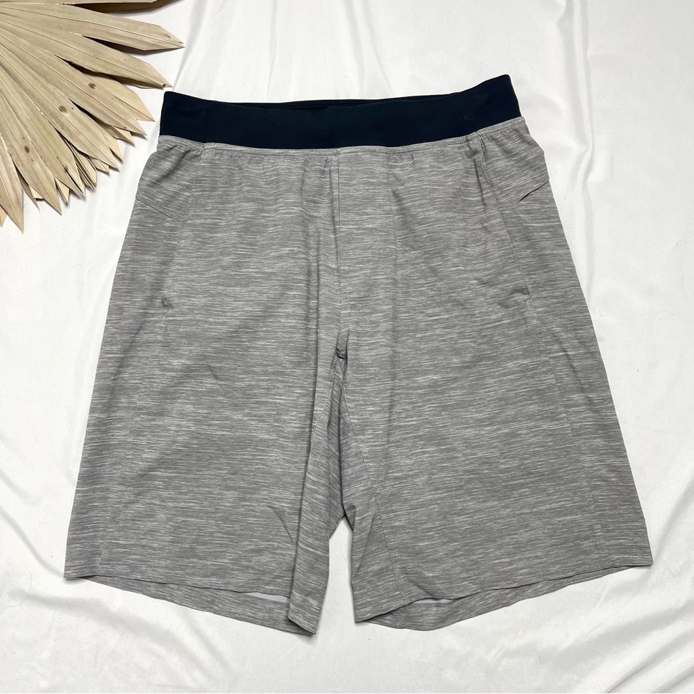 Lululemon Athletica T.H.E. Short 11” Linerless Heathered Grey Workout Gym Shorts
